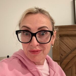 Meet your Posher, Mariana